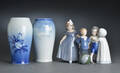 Royal Copenhagen mfl. tre figurer samt to vaser5
