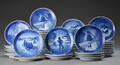 Royal Copenhagen. Samling juleplatter. 48