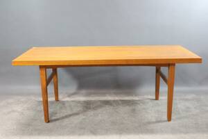 Soffbord i teak