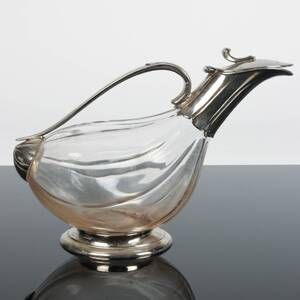 VINKARAFF, vitmetall samt glas, Frankrike