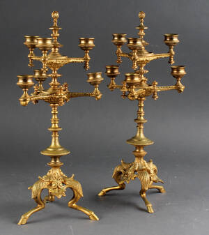 Par lysestager af messing, ben afsluttende i klove, 1900-tallet 2