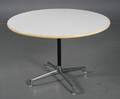 Charles Eames Cirkulært bord med plade af hvid laminat, Ø. 106cm