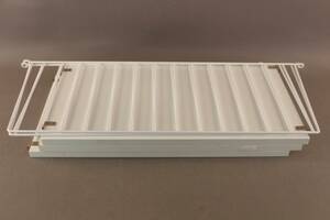 Stringhylla, gavlar 2 st och hyllplan 3 st