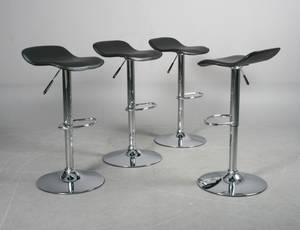 Fire barstole med hævesænke funktion. 4