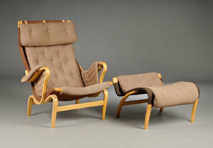 Bruno Mathsson 1907-1988. Pernilla hvilestol med skammel. 2