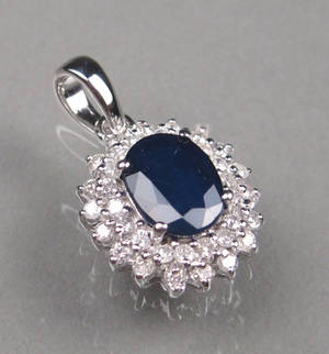 Safir- og diamantvedhæng