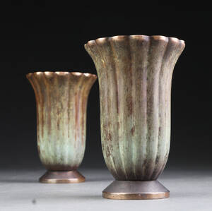 Par vaser af bronze, 1900-tallets 1. halvdel 2