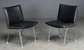 Hans J. Wegner. Par Lufthavnsstole, model AP-38 2