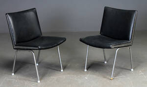 Hans J. Wegner. Par Lufthavnsstole, model AP-38 2