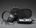 6628 - Bose. To sæt høretelefoner, QuietComfort model QC25 2
