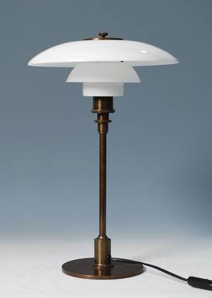 Poul Henningsen 1894-1967. TrePH bordlampe, Jubilæumsmodel