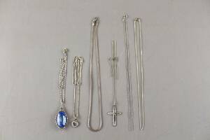 Halskedjor 6 st och hängen 3 st i silver