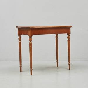 Spelbord, Bredd 89cm. Djup 44 cm