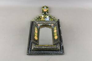 Handmålad väggspegel 