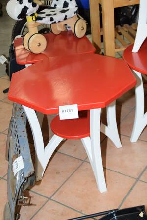 Soffbord med tidningshylla, 60x60 cm, H 55 cm