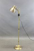 Golvlampa i mässing