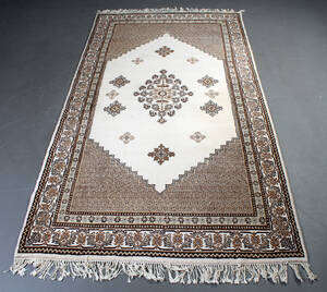 Tæppe i persisk stil