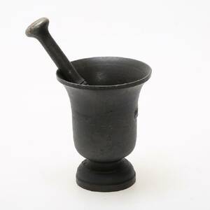 MORTEL, 1800-tal.