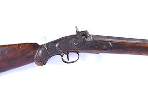SLAGLÅSGEVÄR, från flintlås, 1800-talets första hälft.