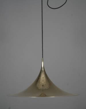 Claus Bonderup  Torsten Thorup. Semi pendel.