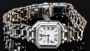 Maurice Lacroix. Dameur med diamanter