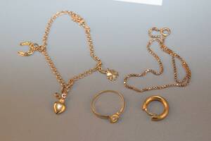 Guldsmycken diverse, 18K