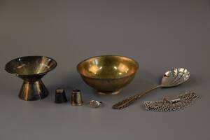 Silverföremål diverse skål, armband m m