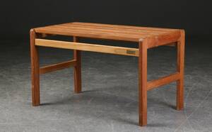 Trip Trap. Bænk af teaktræ 