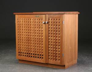 Trip Trap. Minibar af teaktræ