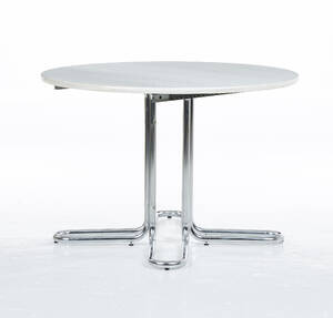 Bord med laminatskiva 