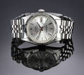 Rolex Datejust. Herreur i stål med sølvfarvet pan step skive, ca. 1973 Denne vare er sat til omsalg under nyt varenummer 4777820