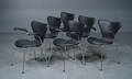 Arne Jacobsen. seks armstole med sort læder, model 32076 Denne vare er sat til omsalg under nyt varenummer 4767554