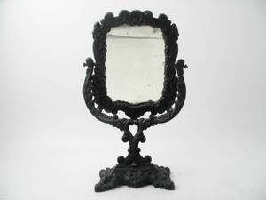 Bordsspegel, Gjutjärn