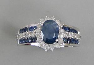 Safir- og brillant ring