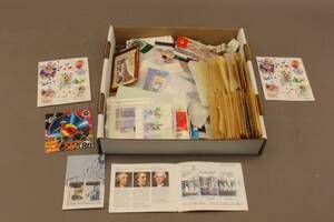 Frimärkssamling Svenska och utländska