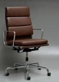 Charles Eames kontorstol, model EA-219