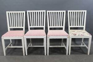Stolar i gustaviansk stil 4 st
