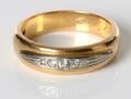 RING MED DIAMANTER