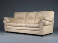 Dansk møbelproducent. Tre-pers. sofa
