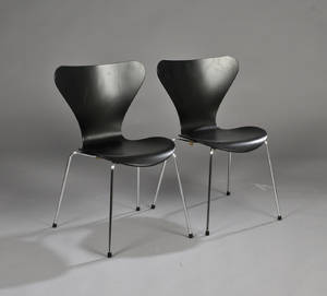 Arne Jacobsen 1901-1972. Par stole model 3107. 2
