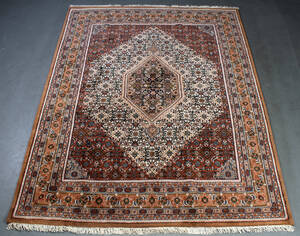 Indisk Bidjar 190 x 244 cm.  