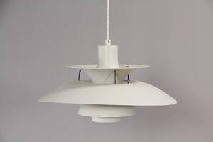 Poul Henningsen. 1894-1967. PH 5 pendel