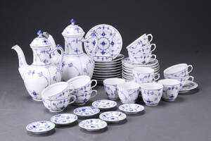 Stel af porcelæn, musselmalet, Royal Copenhagen 47
