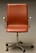 Arne Jacobsen. Oxford kontorstol, model 3273. 