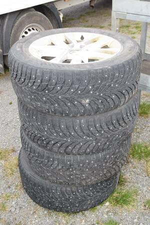 Dubbdäck 4 st, aluminiumfälg, 215-55-16