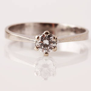 Klassisk brillant solitairering, i alt ca. 0.25 ct