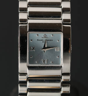 Baume  Mercier, damearmbåndsur  Denne vare er sat til omsalg under nyt varenummer 4378298