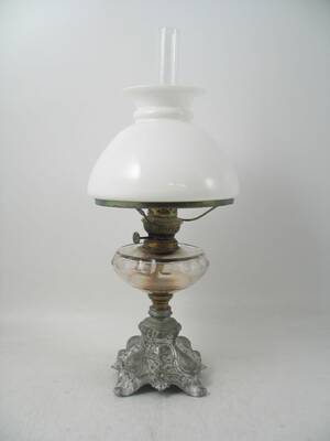 Bordsfotogenlampa, 1800-tal