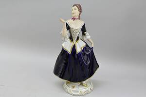 Figurin Royal Dux