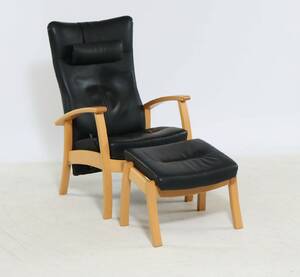 Farstrup lænestol med skammel 2 